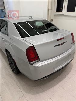 كرايسلر 300